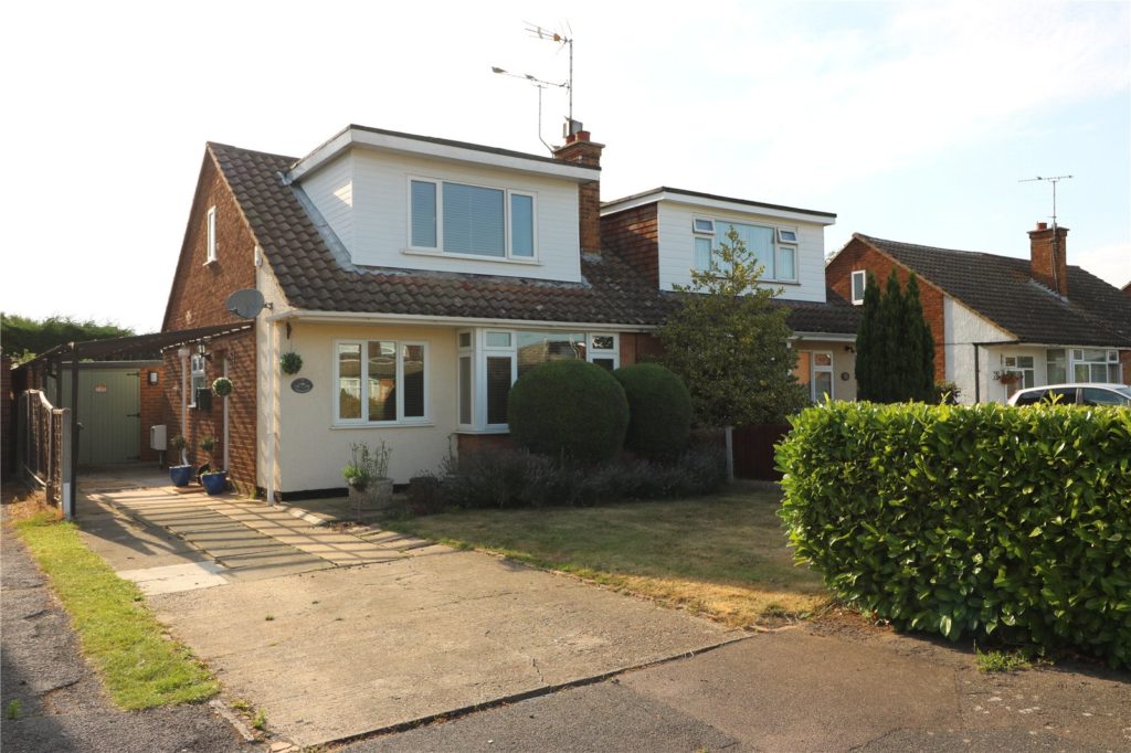 Larkfield Close, Rochford, Essex, SS4 1SS