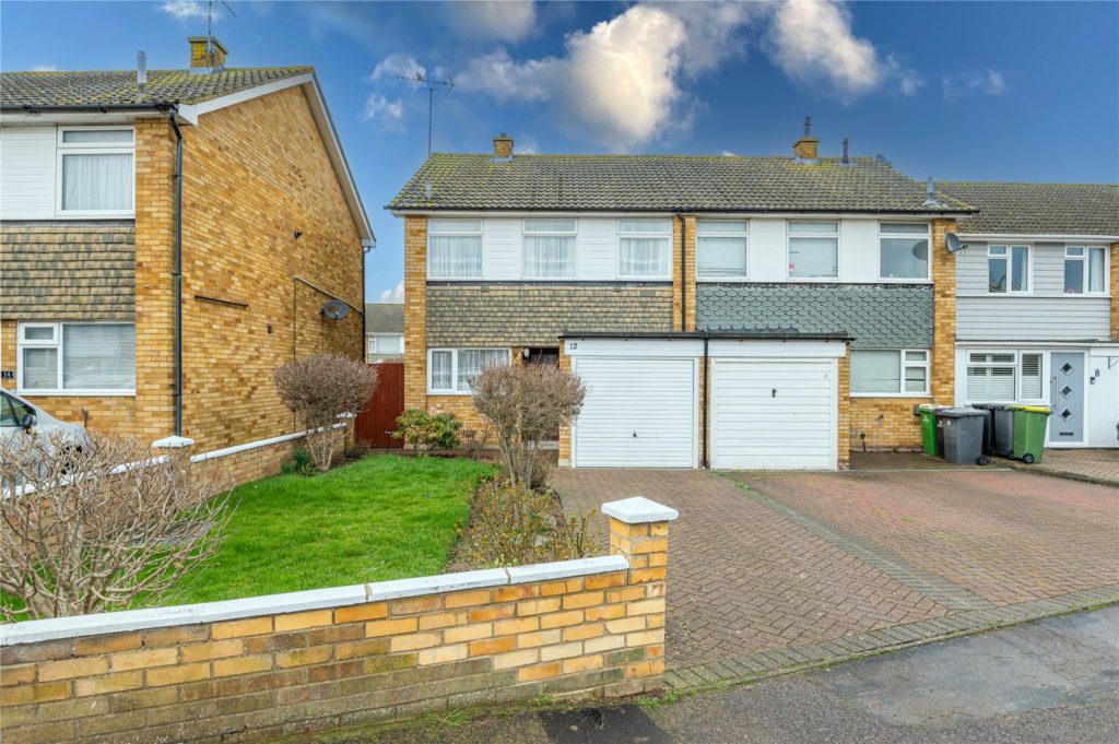 Rushley Close, Great Wakering, Southend-on-Sea, SS3 0HE