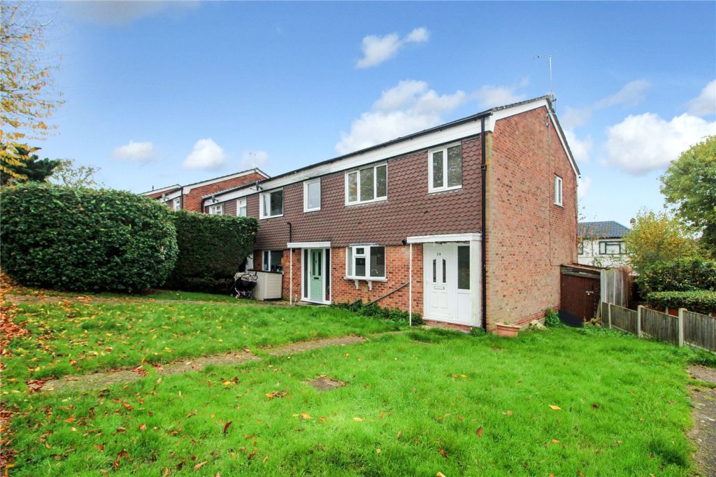 Rothwell Close, Leigh-on-Sea, SS9 4SN