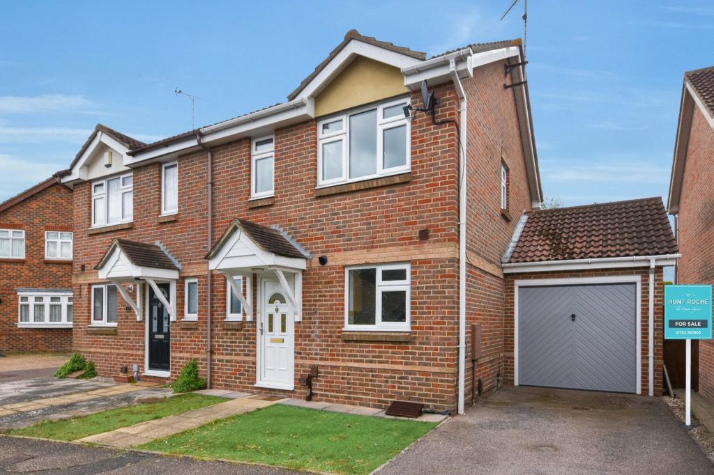 Barrington Close, North Shoebury, Essex, SS3 8BJ