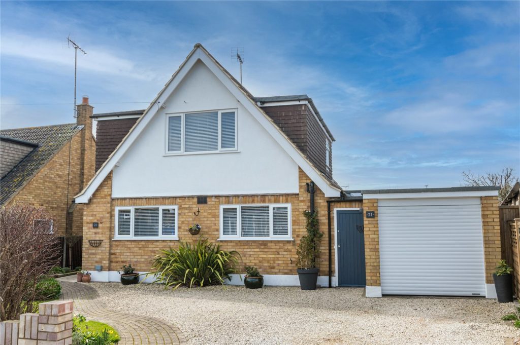 Thurlow Drive, Thorpe Bay, SS1 3DD