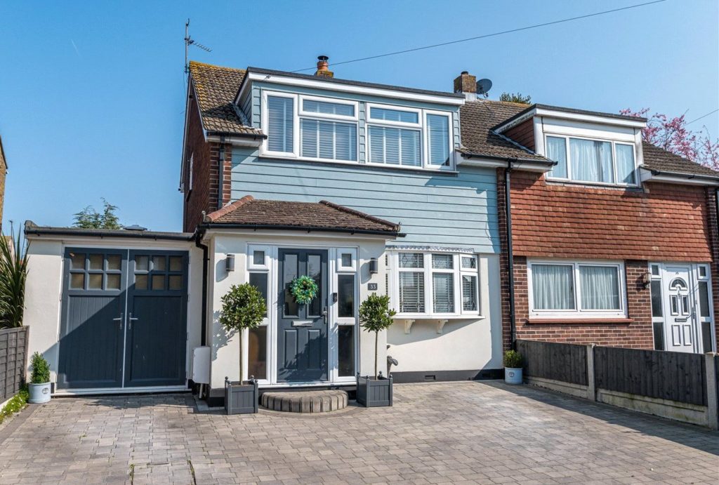 St Johns Road, Great Wakering, Essex, SS3 0AL