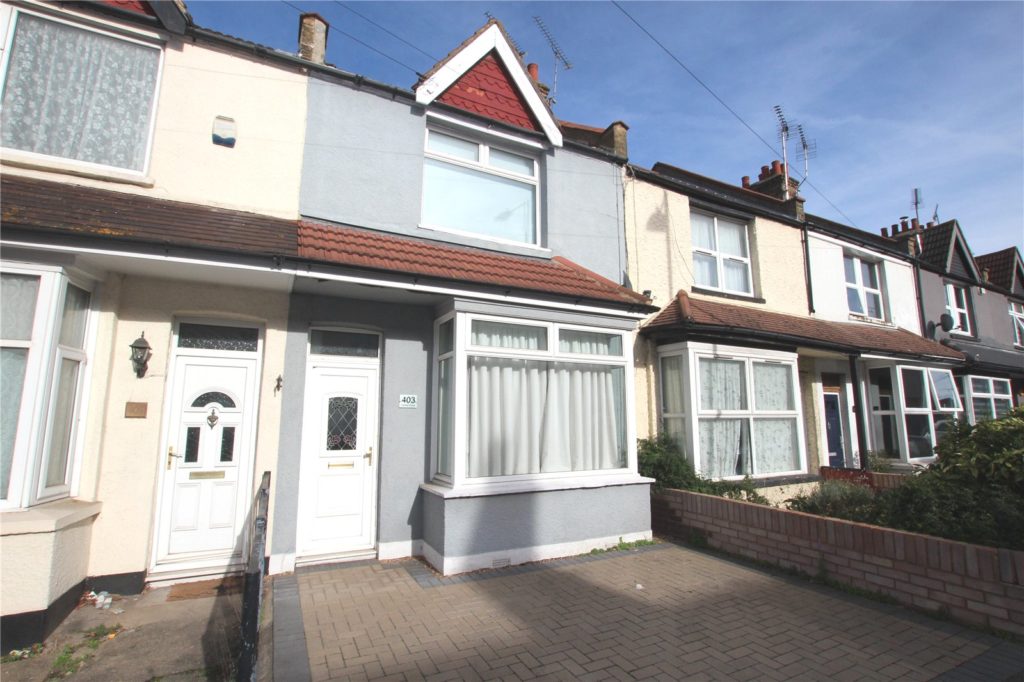 Fairfax Drive, Westcliff on Sea, Essex, SS0 9LY