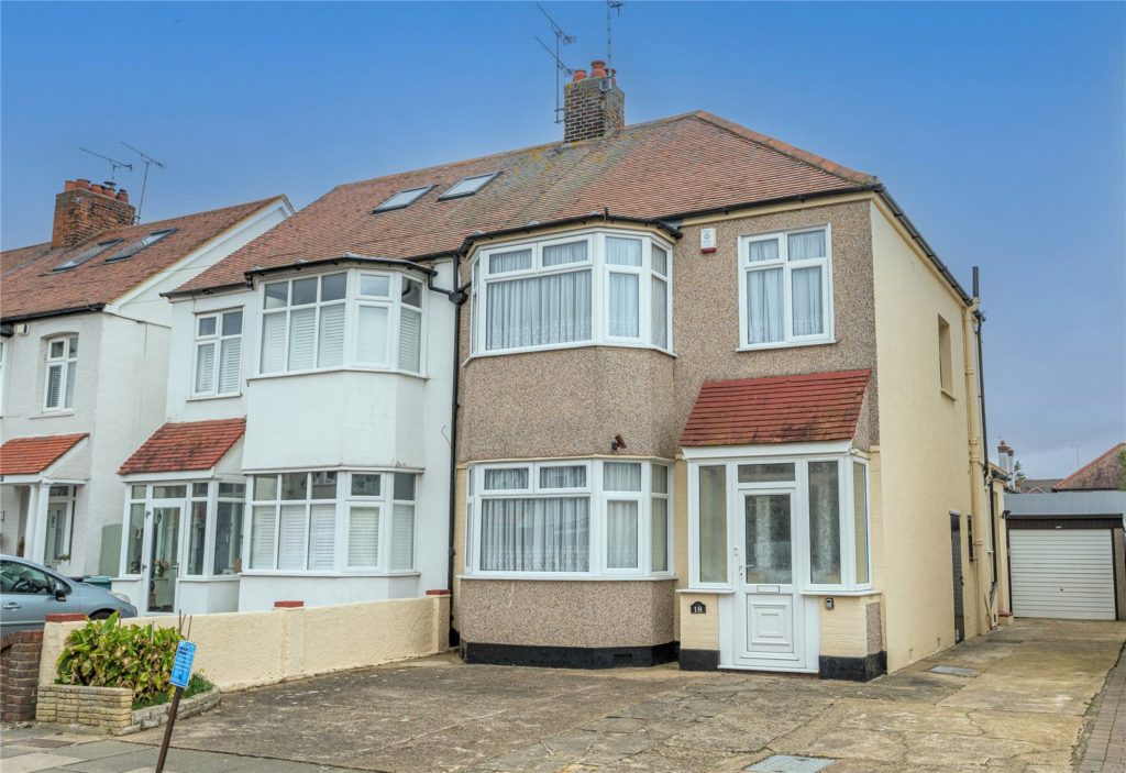 Huntingdon Road, Southchurch Park Area, Southend On Sea, Essex, SS1 2XU