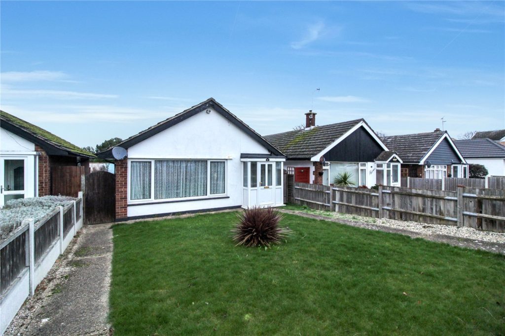 Leighview Drive, Leigh-on-Sea, Essex, SS9 4HH