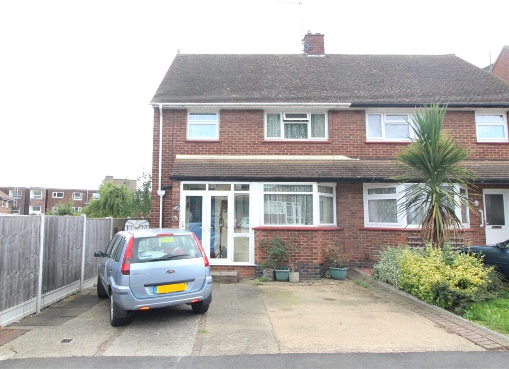 Rochester Drive, Westcliff-on-Sea, Essex, SS0 0NL