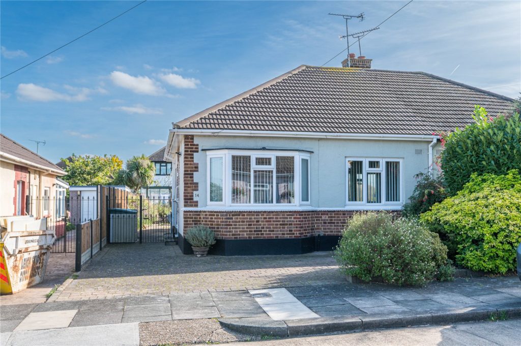 Dulverton Close, Westcliff-on-Sea, Essex, SS0 0HS