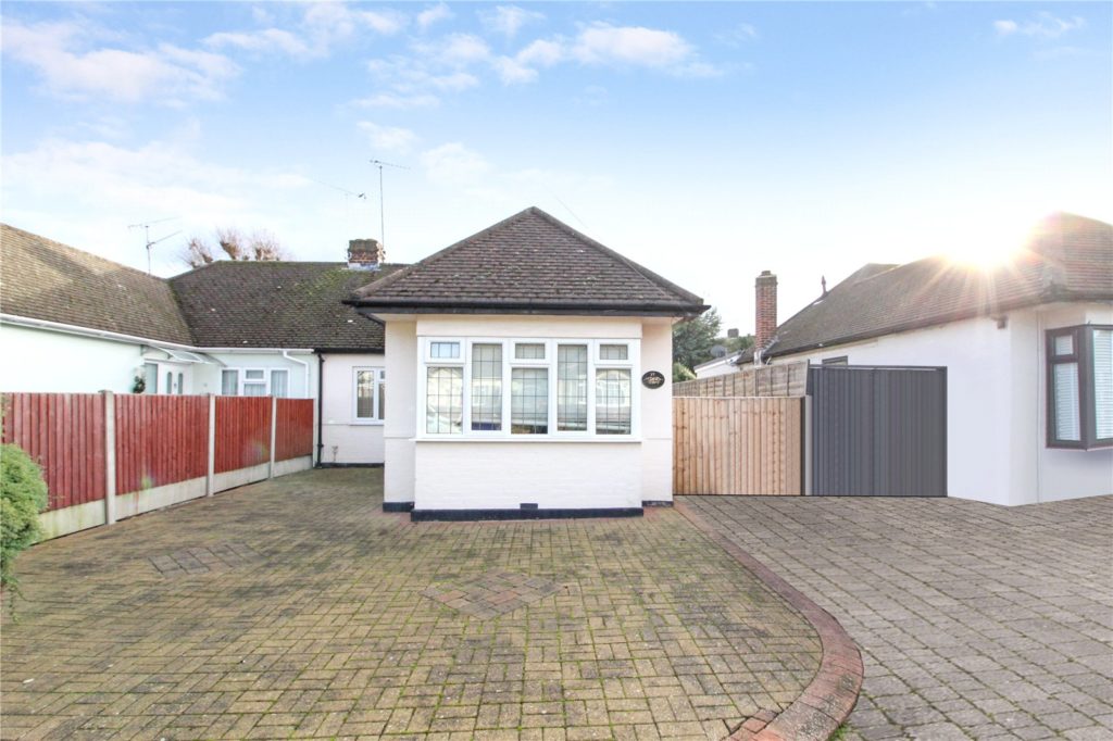 Blenheim Park Close, Leigh-on-Sea, Essex, SS9 4AR