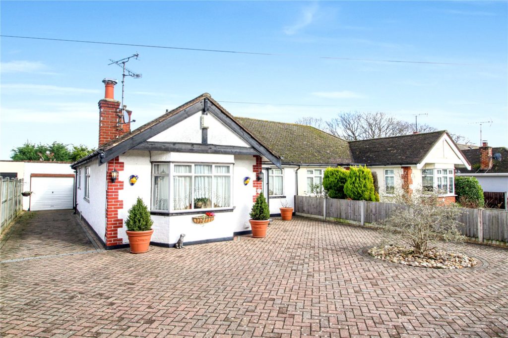 Woodside, Leigh-on-Sea, Essex, SS9 4RA