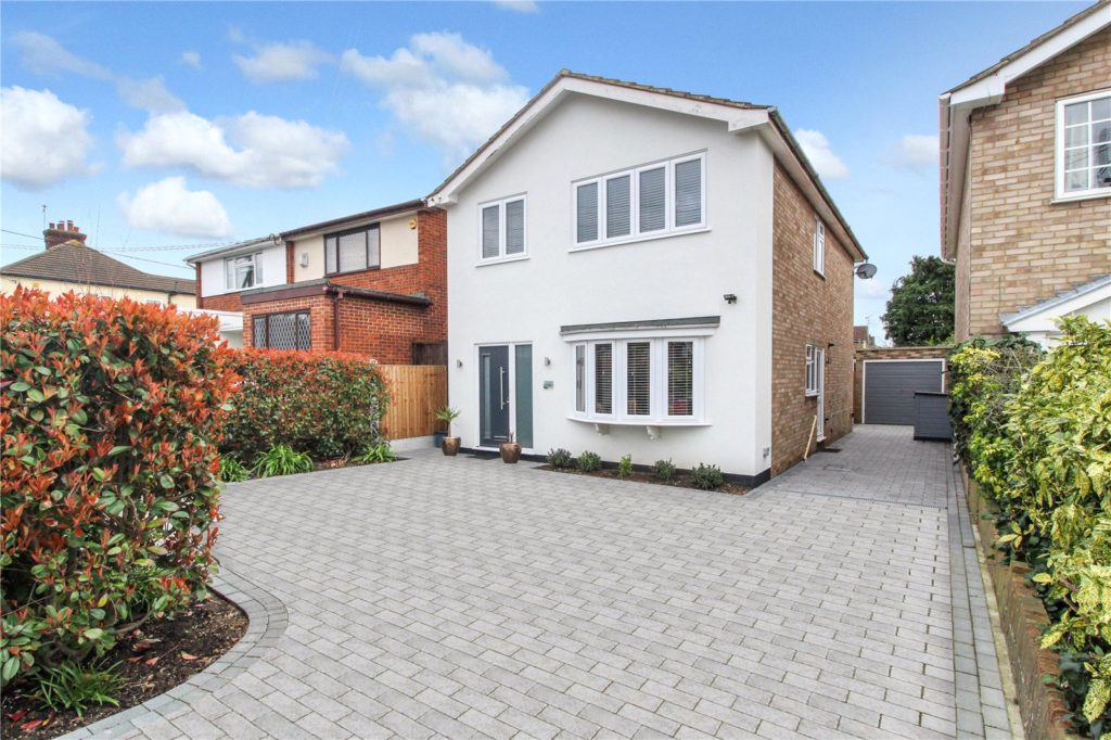 Eastwood Rise, Leigh-on-Sea, Essex, SS9 5BT