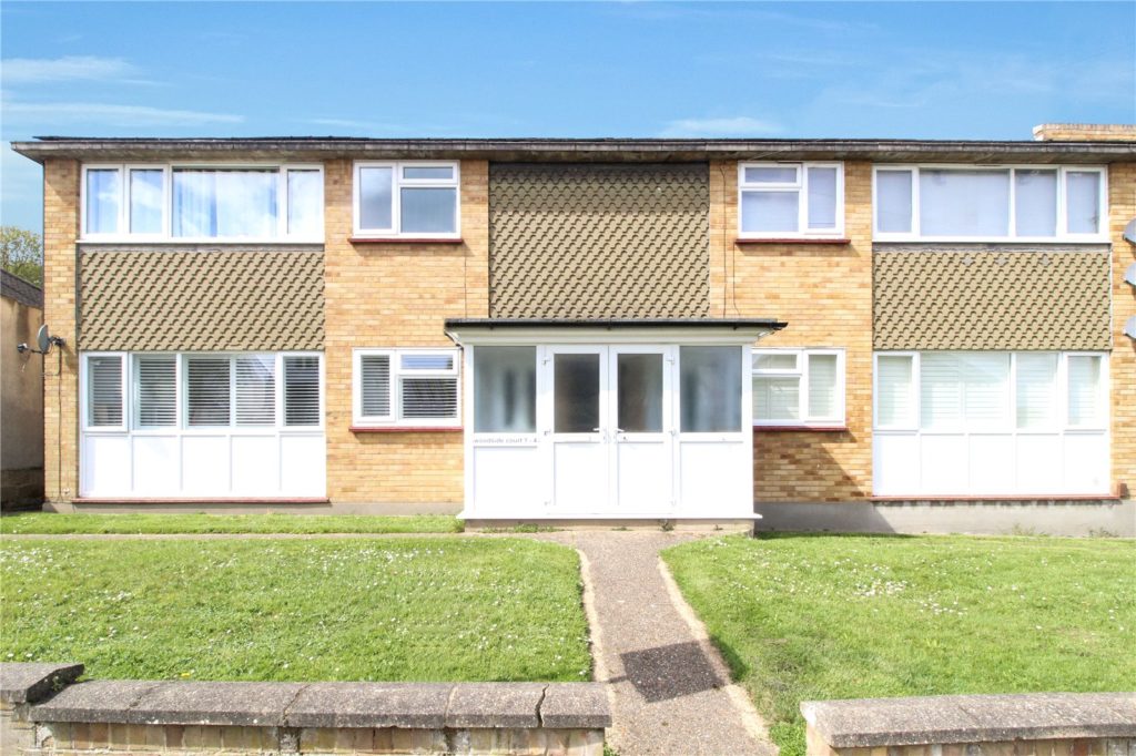 Woodside, Leigh-on-Sea, Essex, SS9 4TF