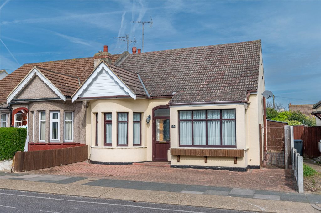 North Avenue, Southend-on-Sea, Essex, SS2 4ET