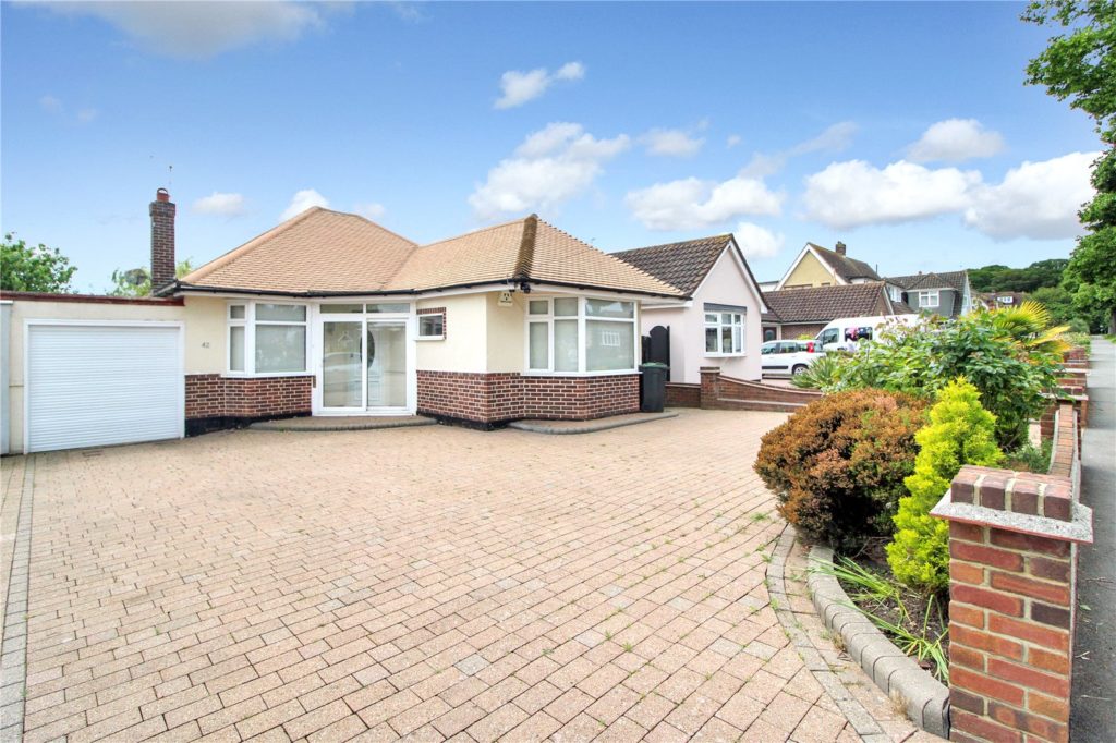 Belfairs Park Drive, Leigh-on-Sea, Essex, SS9 4TP