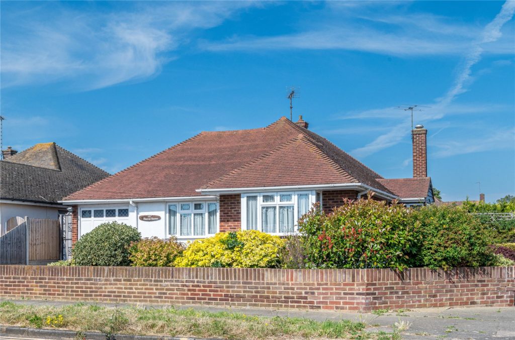 Marcus Avenue, Thorpe Bay, Essex, SS1 3LQ