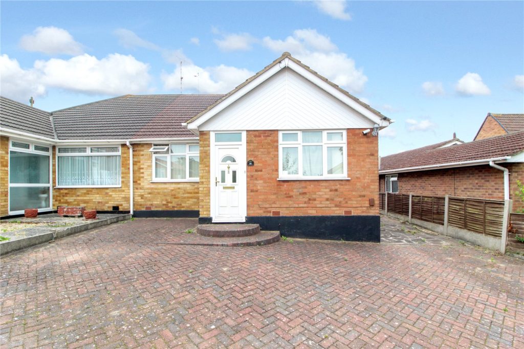 Macmurdo Road, Leigh-on-Sea, Essex, SS9 5AQ