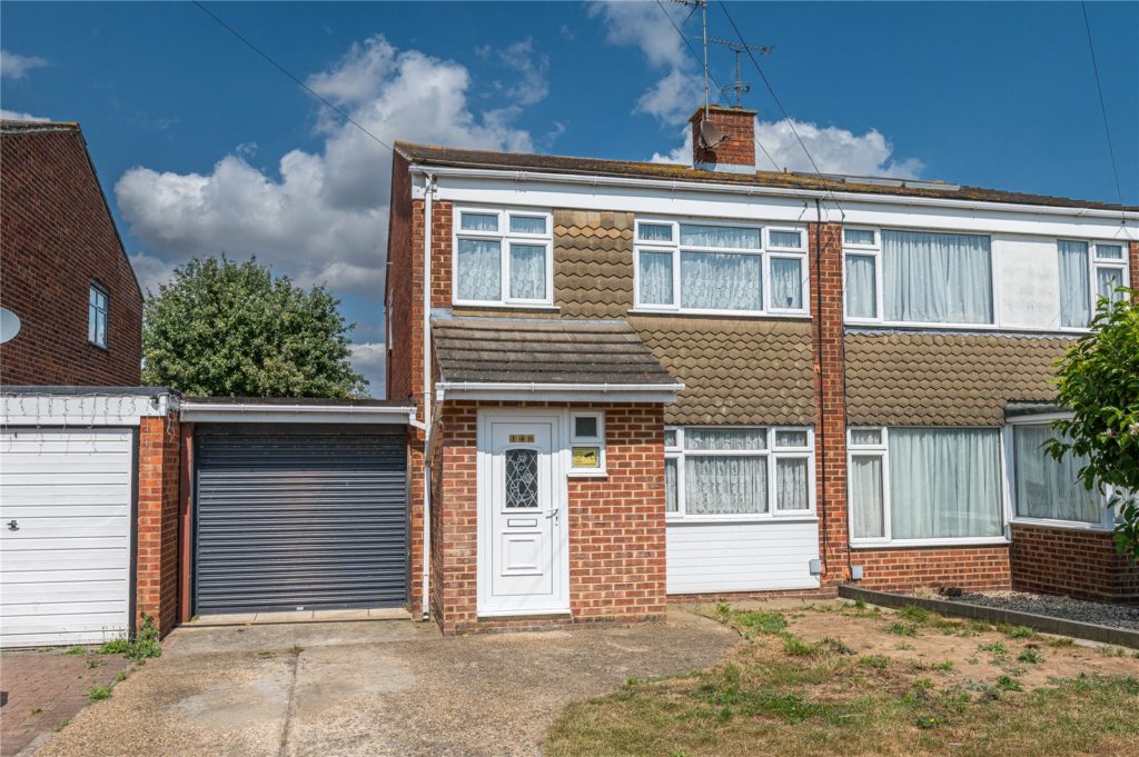 Conway Avenue, Great Wakering, Southend-on-Sea, Essex, SS3 0BJ