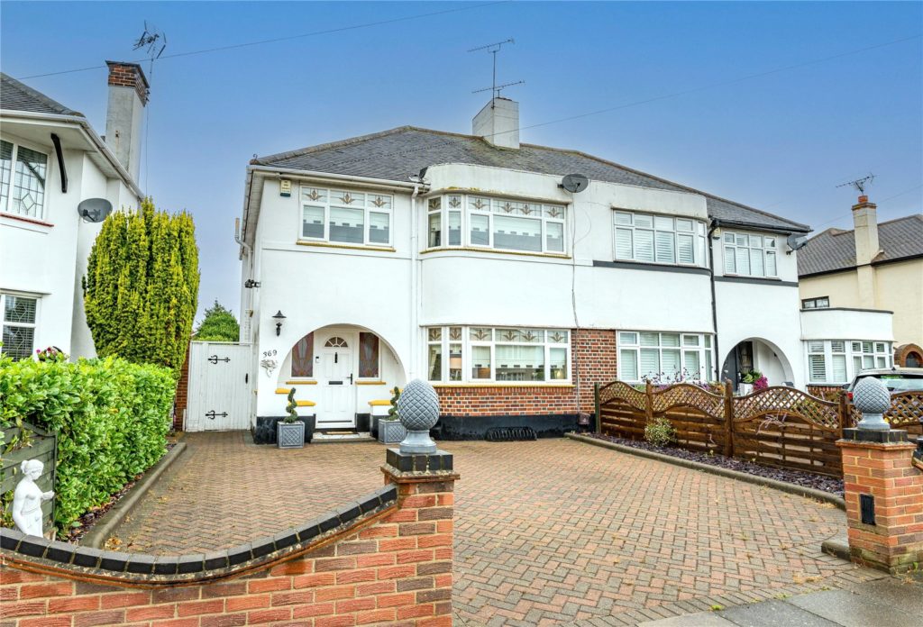 Woodgrange Drive, Thorpe Bay, Essex, SS1 3DP