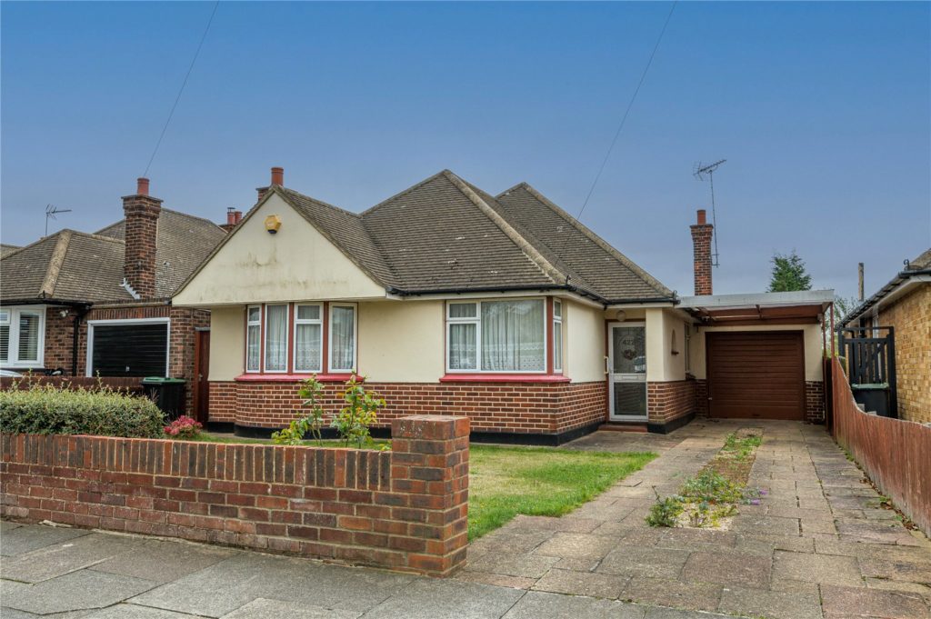 Woodgrange Drive, Thorpe Bay, Essex, SS1 3DZ