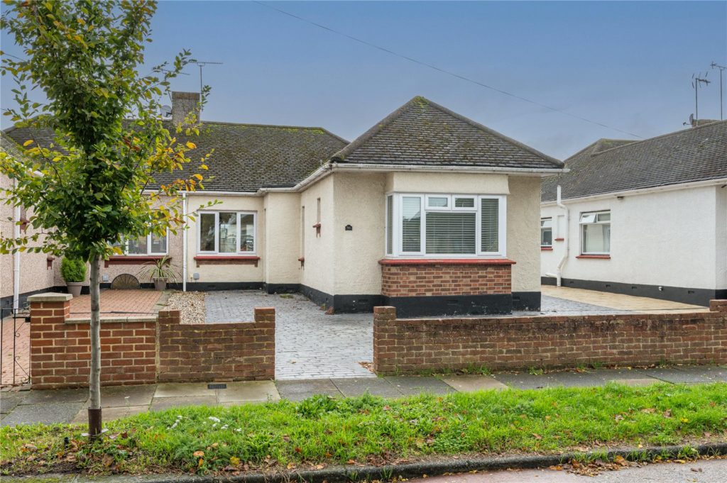 Wells Avenue, Southend-on-Sea, Essex, SS2 6XL