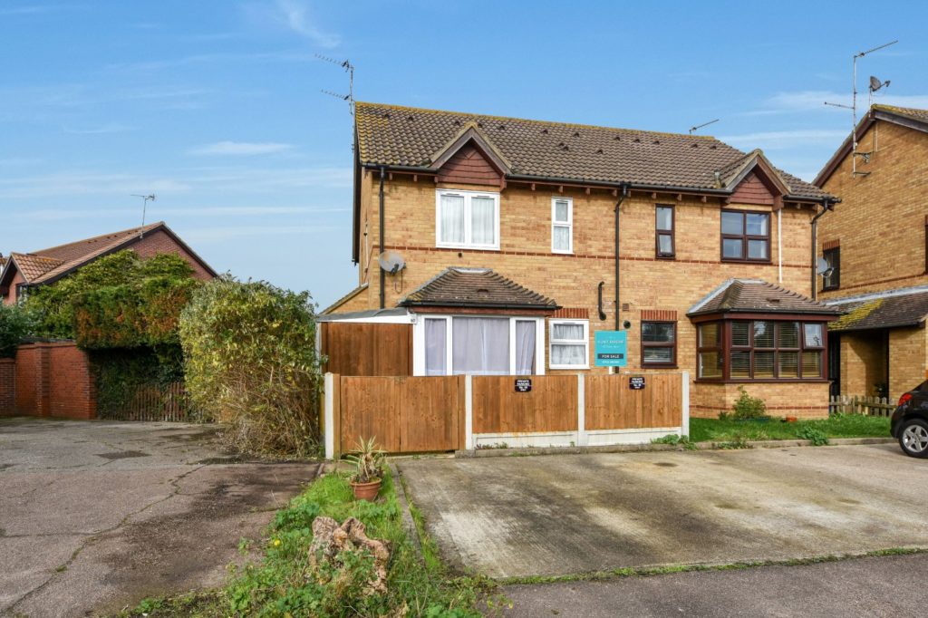 Sunbury Court, North Shoebury, Shoeburyness, Essex, SS3 8TR