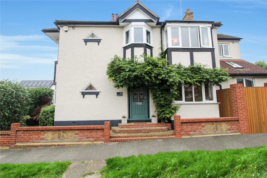 Bonchurch Avenue, Leigh-on-Sea, Essex, SS9 3AR