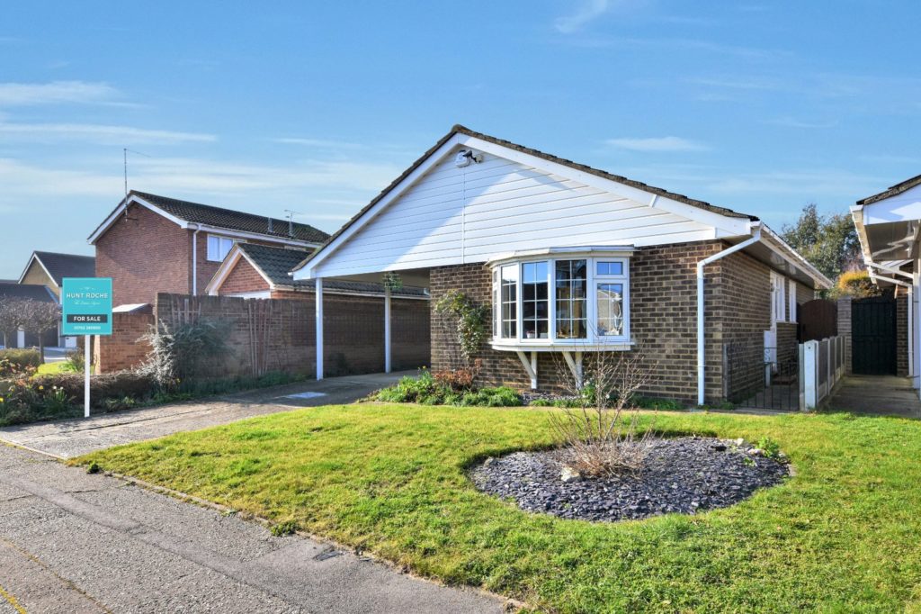 Aylesbeare, Bishopsteignton Location, Shoeburyness, Essex, SS3 8AG