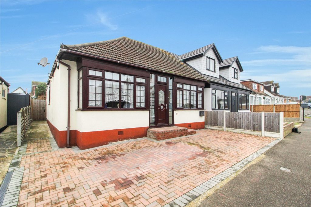 Benvenue Avenue, Leigh-on-Sea, Essex, SS9 5SJ