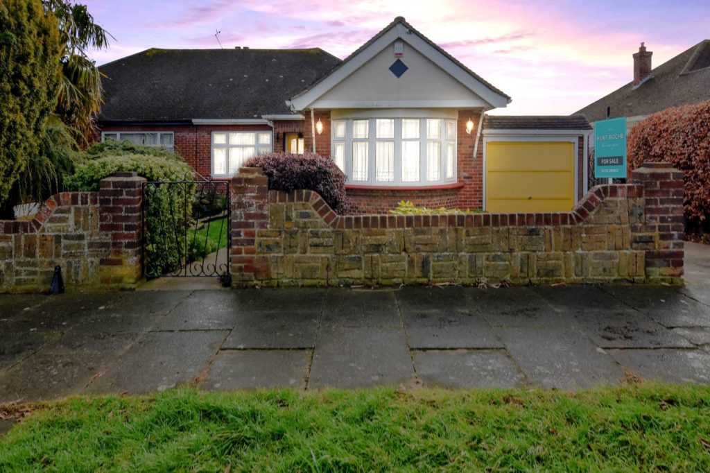 Ashurst Avenue, Desirable ‘Wick Estate’ Position, Southend-On-Sea, Essex, SS2 4TD